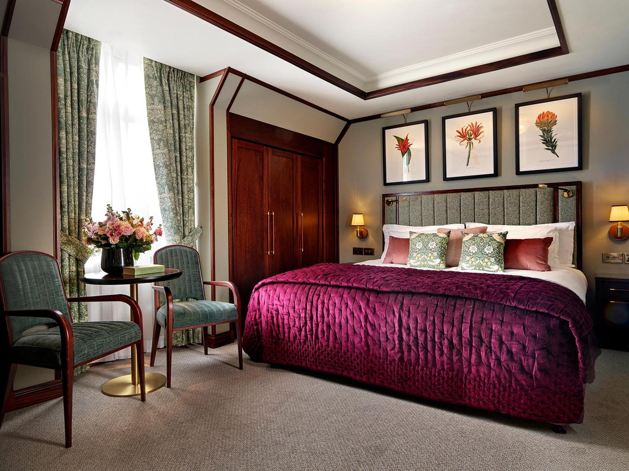 The Stafford London Hotel Exterior photo A bedroom at the hotel
