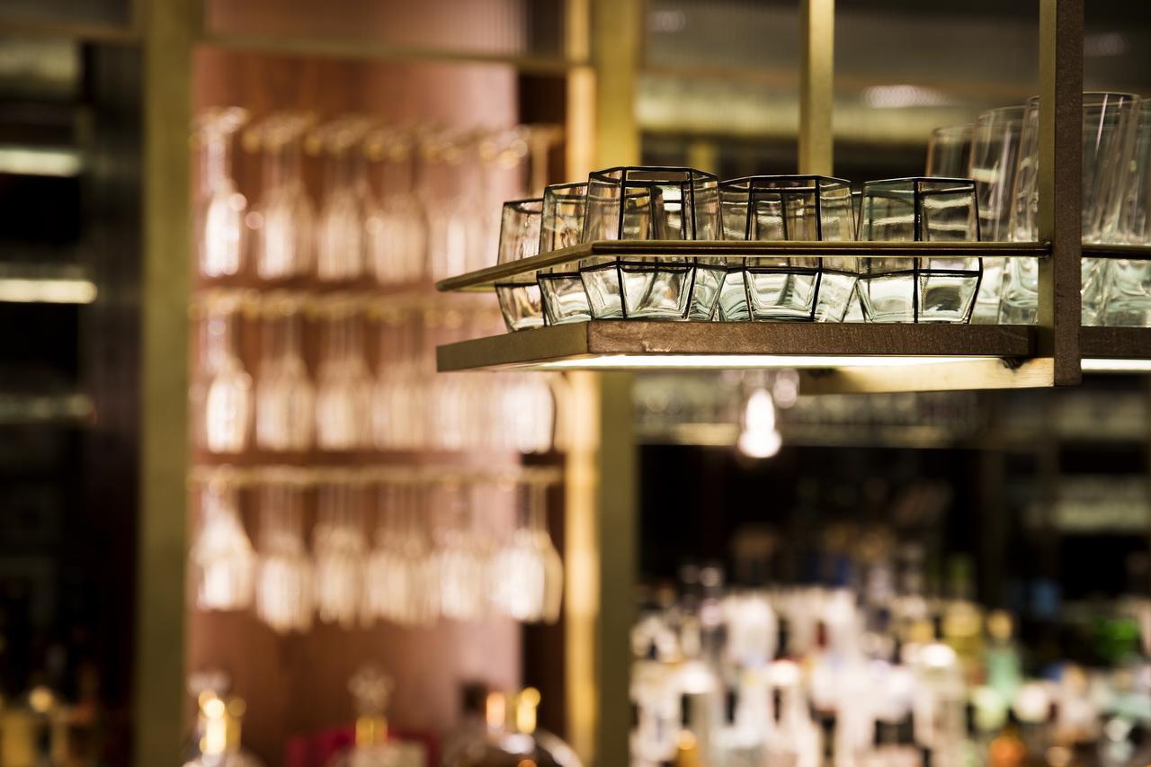 The Stafford London Hotel Exterior photo A bar in a restaurant