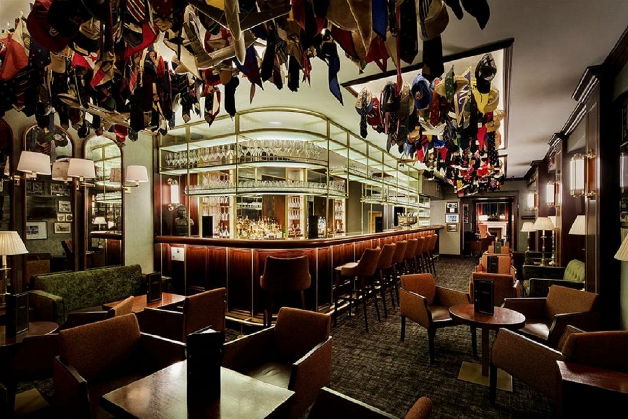 The Stafford London Hotel Exterior photo The bar at the London Edition